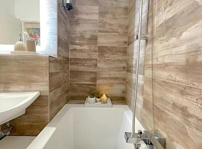 Apartment Regency - Zentrale 50m2 I Balkon I Wasserblick I Wifi I Netflix Hannover