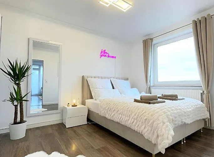公寓 Regency - Zentrale 50m2 I Balkon I Wasserblick I Wifi I Netflix *
